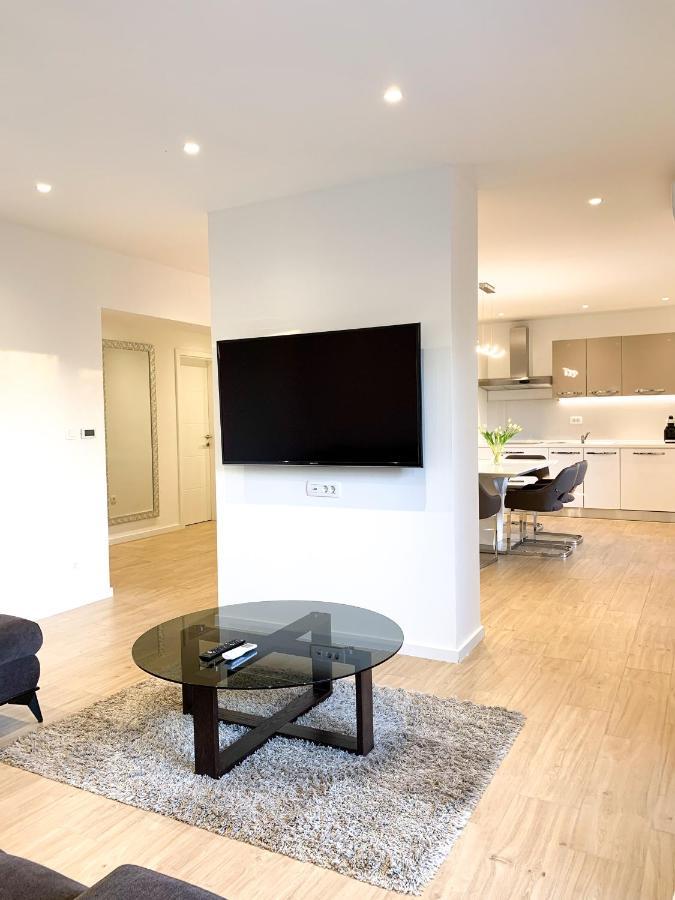 G Apartment Подстрана Экстерьер фото